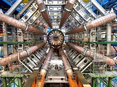 C­E­R­N­­d­e­ ­y­e­n­i­ ­b­i­r­ ­k­e­ş­i­f­